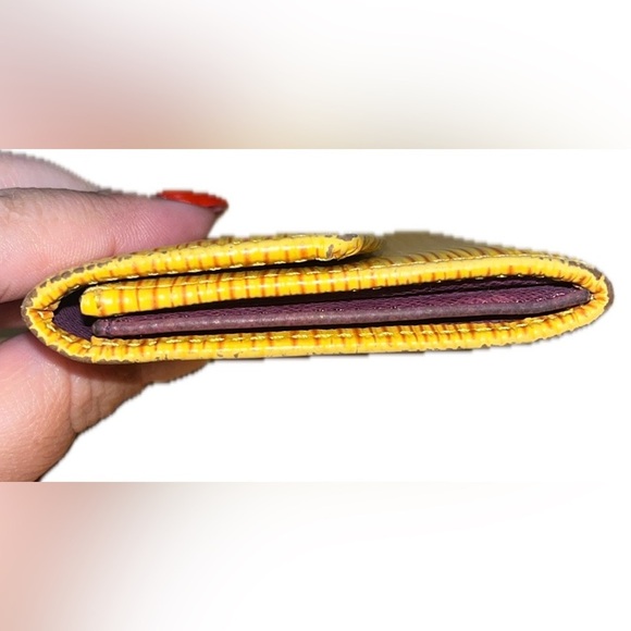 Louis Vuitton Wallet Yellow Epi Leather - Picture 6 of 13